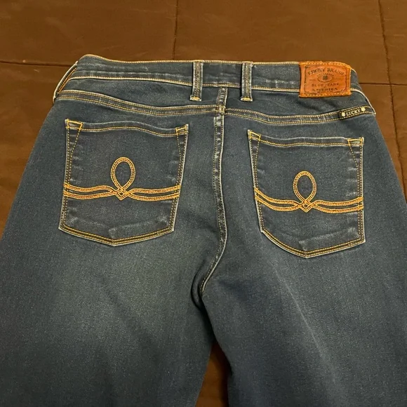 Lucky brand Sofia Straight leg size 6 - Picture 3 of 4